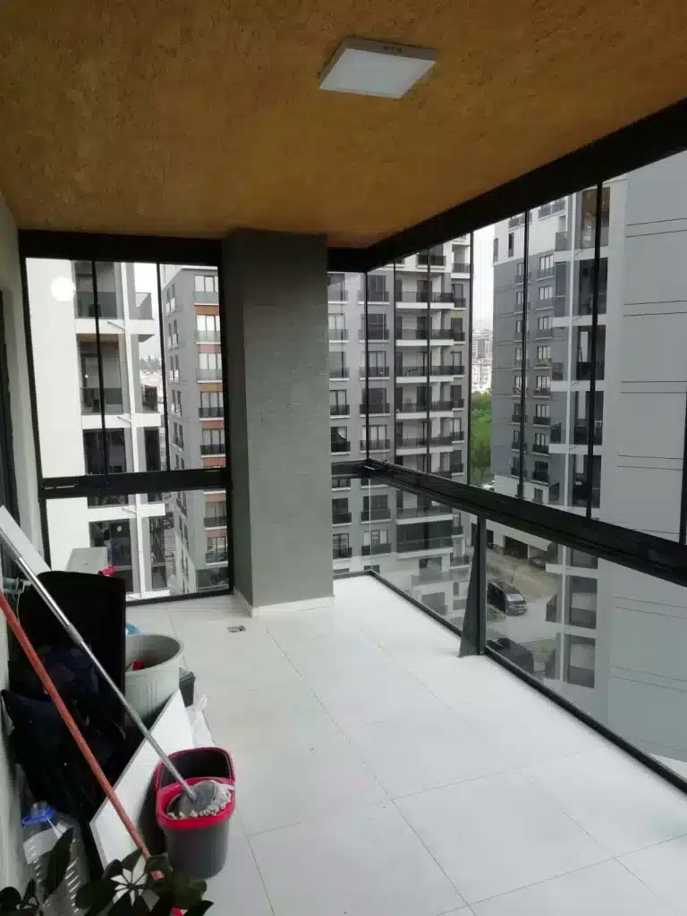 Cam Balkon 14 cam balkon 14