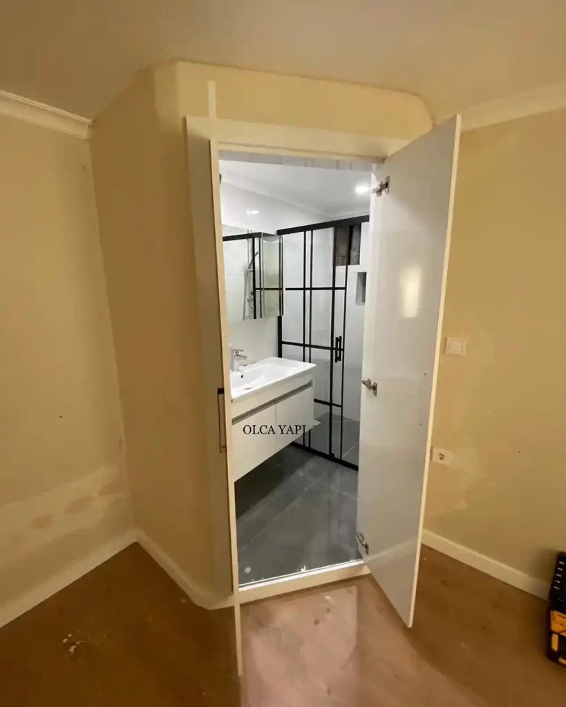 Ebeveyn banyo kapısı