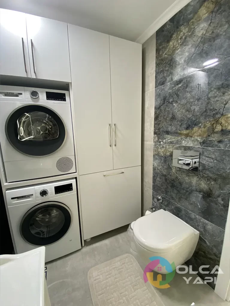 Alacahırka Daire Tadilatı 10 beyaz banyo camasir makinesi dolabi